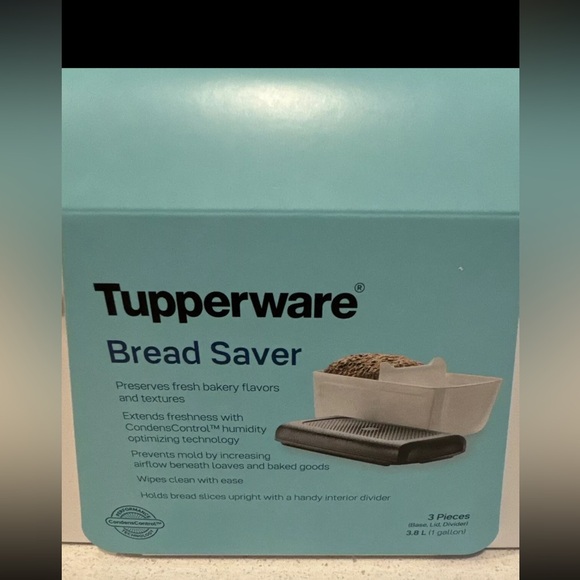 NEW Tupperware Bread Saver Bread & Bakery Storage Box 1 Gallon - Picture 2 of 4